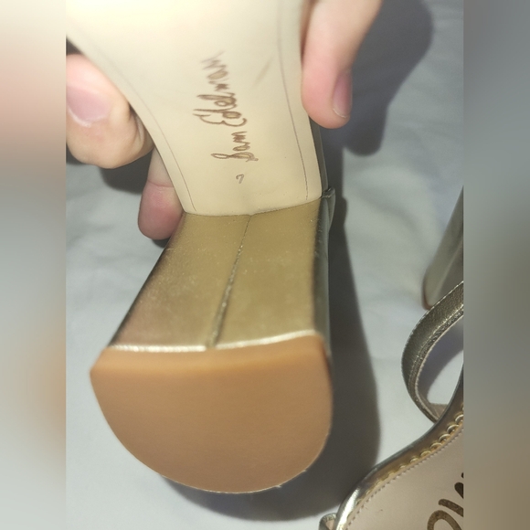 2 Pairs Of Heels Vince Camuto & Sam Women's Sandals - Picture 4 of 4